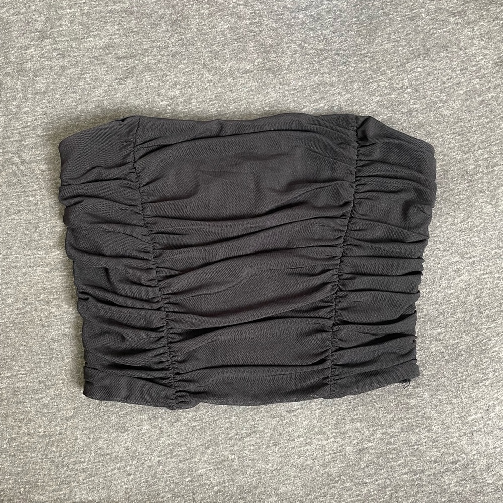Forever 21 Black Strapless Crop top